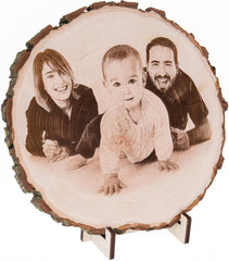 Baumscheibe mit Gravur rund 24 - 28 cm - Fotogravur mit Aufsteller